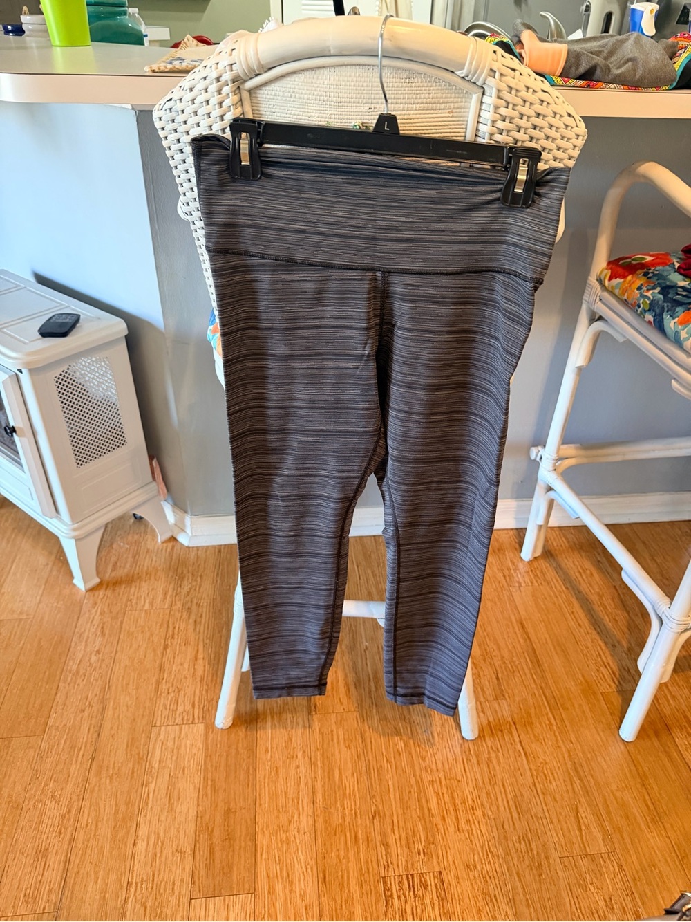 Women’s Lulu Lemon Gray Striped Active Leggings